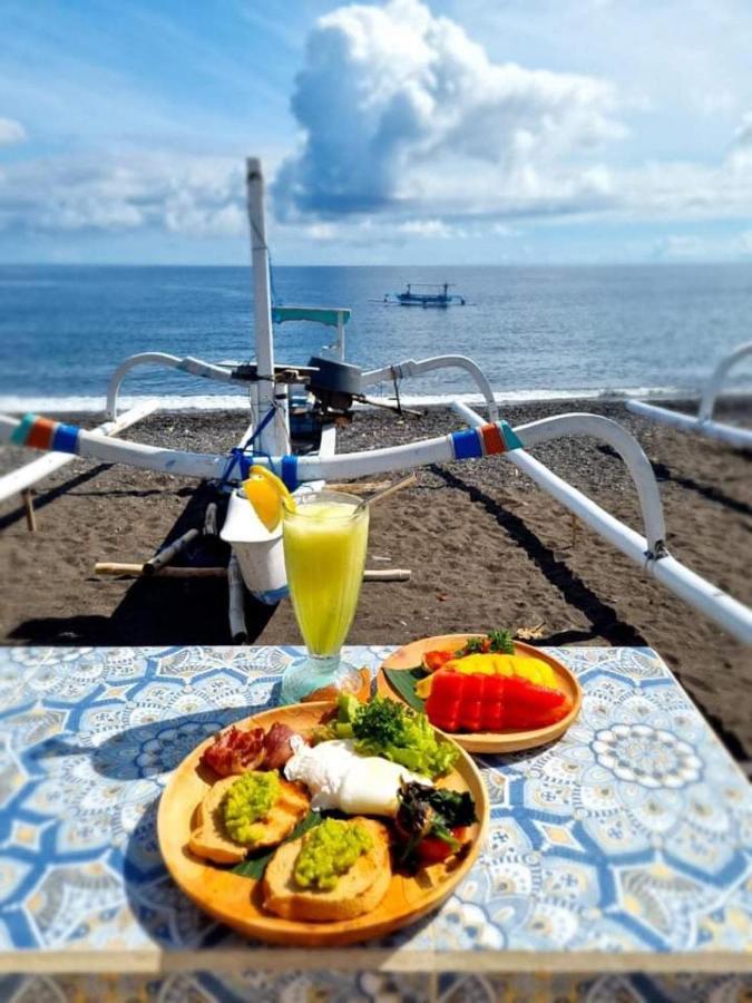 Salt Resort & Spa Amed Екстериор снимка